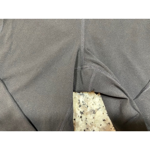 Athleta Mesh Pocket Salutation Tight Leggings - Picture 5 of 10